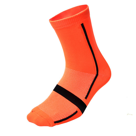 New Quick-Drying and Breathable Cycling Socks for Outdoor Adventures