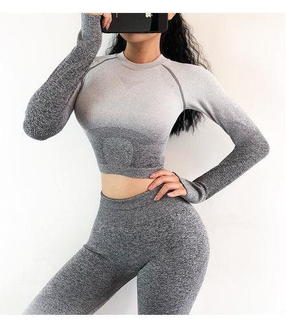 Gradient Sportswear for Women-Stylish and Navel-Focused Fitness Attire
