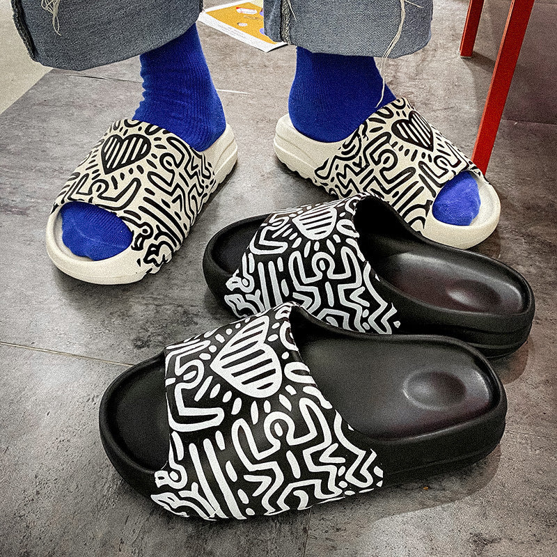 Men's Platform Graffiti Slippers for a Trendy Urban Look
